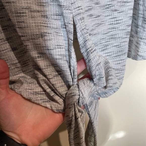 Zyia White Infinity Tank - Picture 4 of 8